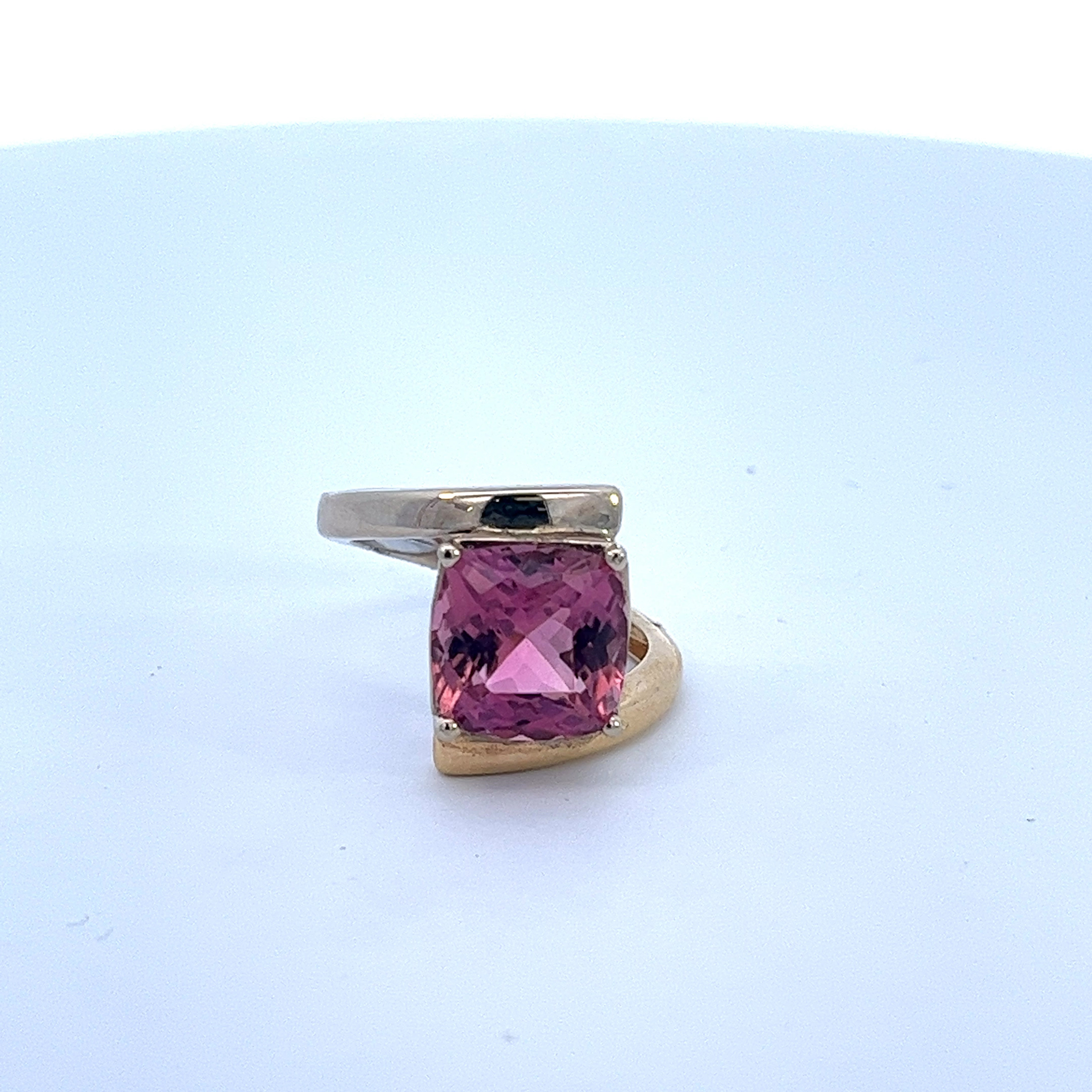 Ladies' Colored Stone Rings 14K Gold # 001-200-00100